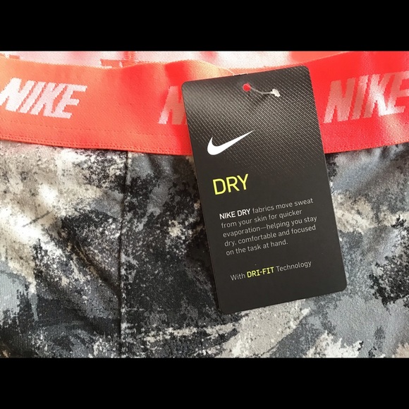 Toddler Girl Nike Leggings NWT - Picture 3 of 6